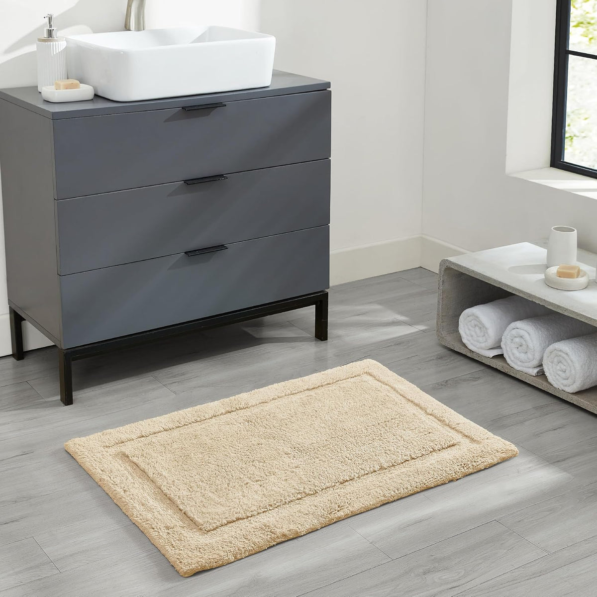 Lydia Border 100% Cotton Bath Mat - Non-Slip Bath Rug - Ivory - 27"X45"
