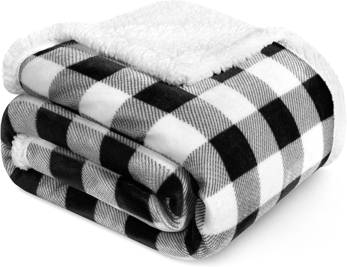 King Checkered Sherpa Blanket Couch Sofa Bed, White Black, 90X108
