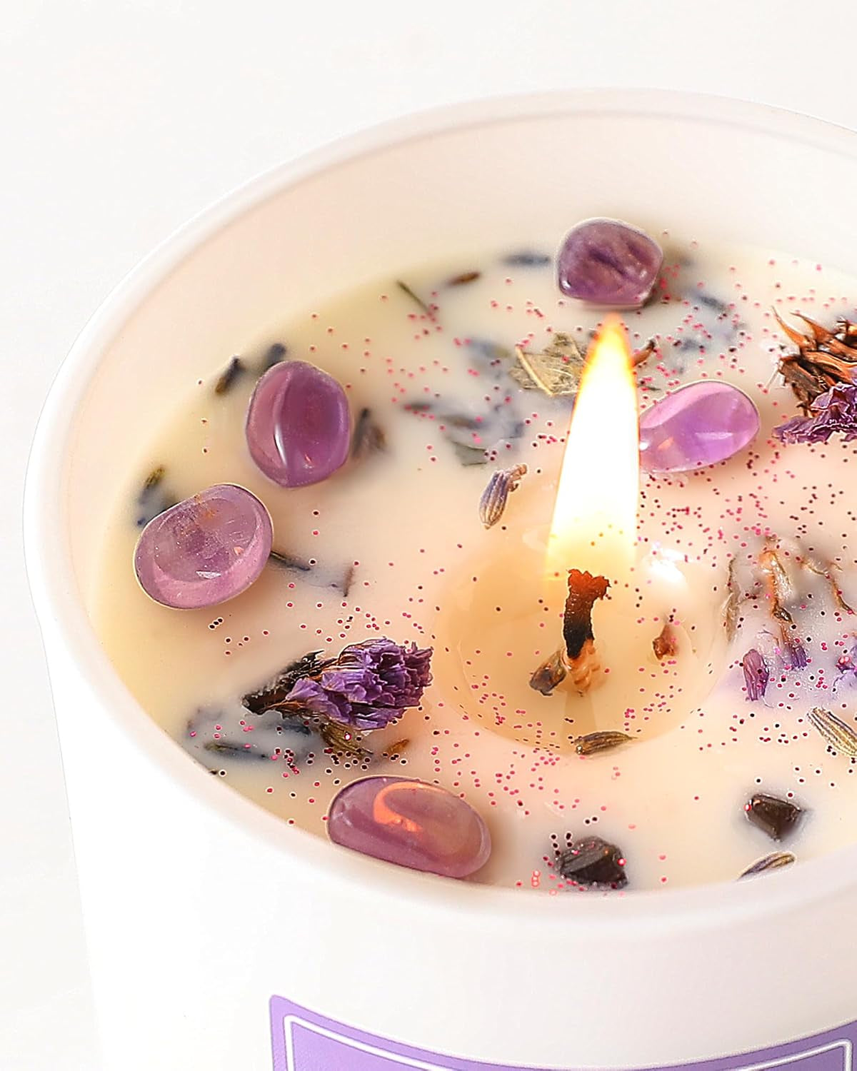 Lavender Scented Candles for Women - Aromatherapy Candle with Crystals Inside, 5Oz Soy Candles for Home Scented, Birthday Gifts Christmas Candle for Women Mom