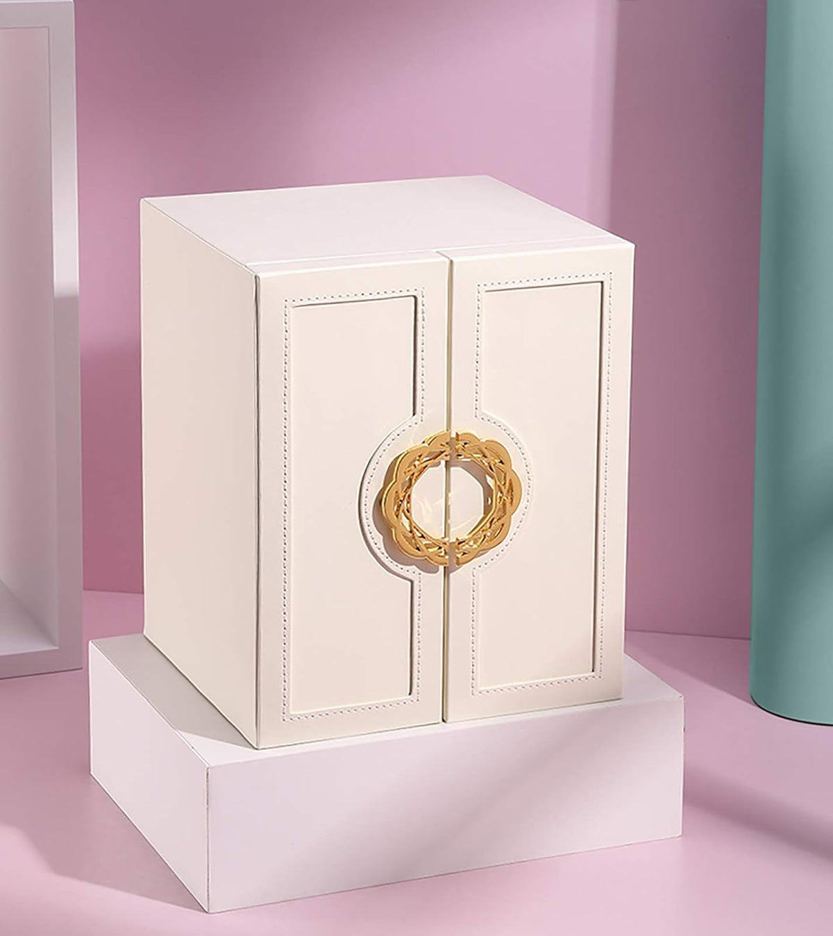 Cute Jewelry Box for Women Teen Girls Jewelry Organizer Large Jewelry Organizers and Storage Faux Leather Jewelry Storage Jewlery Box Jewellery Box Joyeros Organizador De Mujer