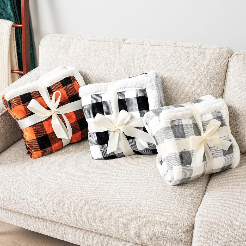 King Checkered Sherpa Blanket Couch Sofa Bed, White Black, 90X108
