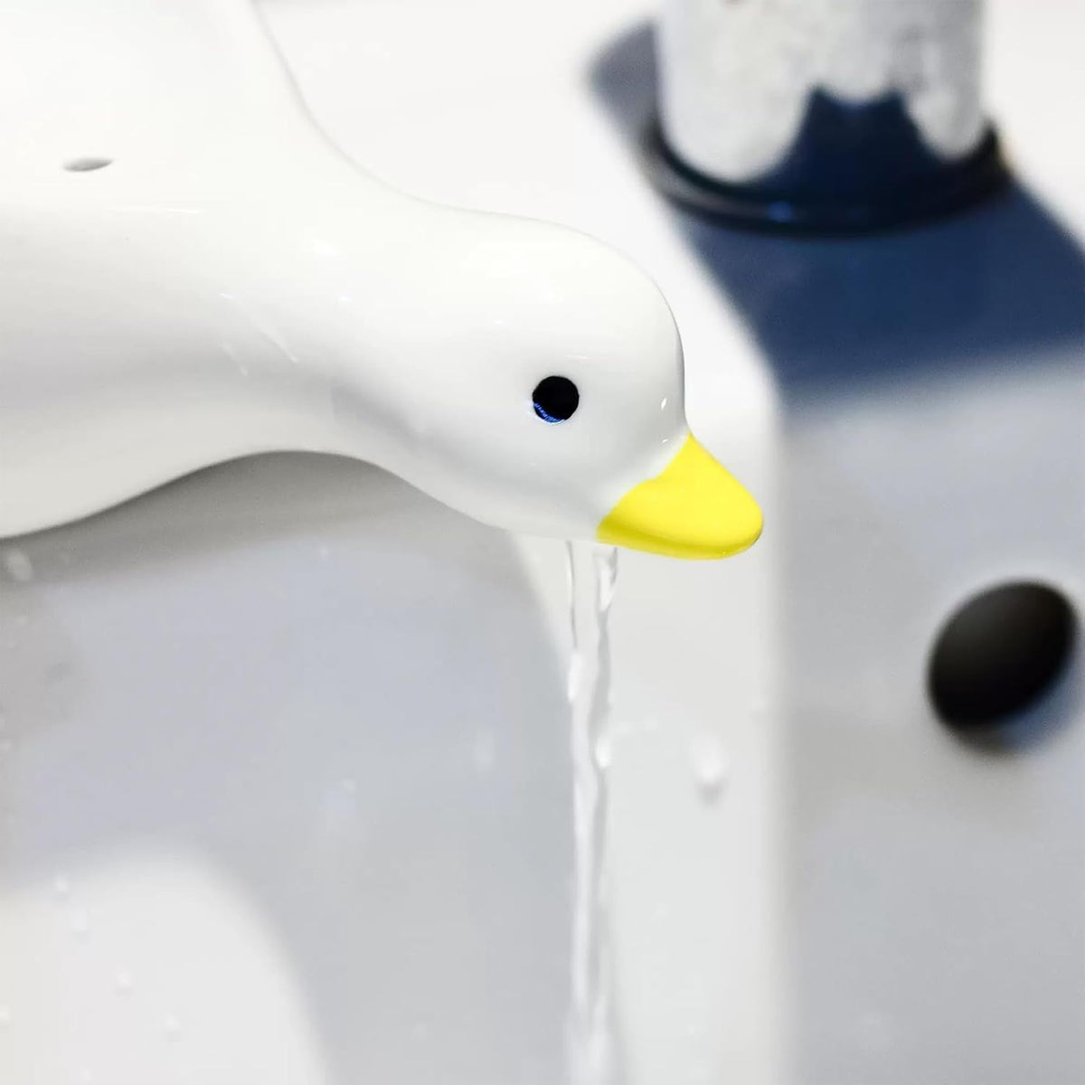 Duck Ceramic Soap Dishes,Soap Holder with Drain,Soap Dish Container